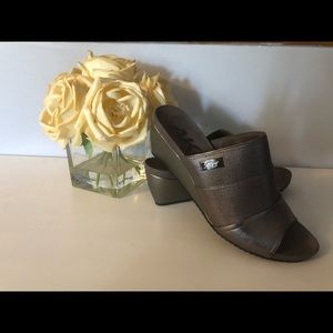 Sliver wedge sandals